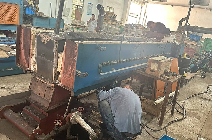 網(wǎng)帶淬火爐智能升級(jí)